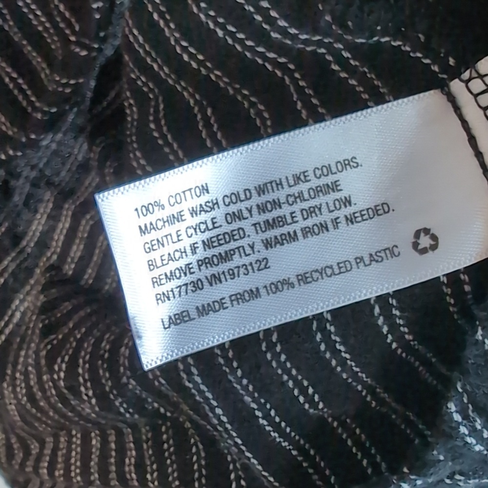 Universal Thread Black White Stripe Split Neck Blouse Size Medium - Picture 4 of 5